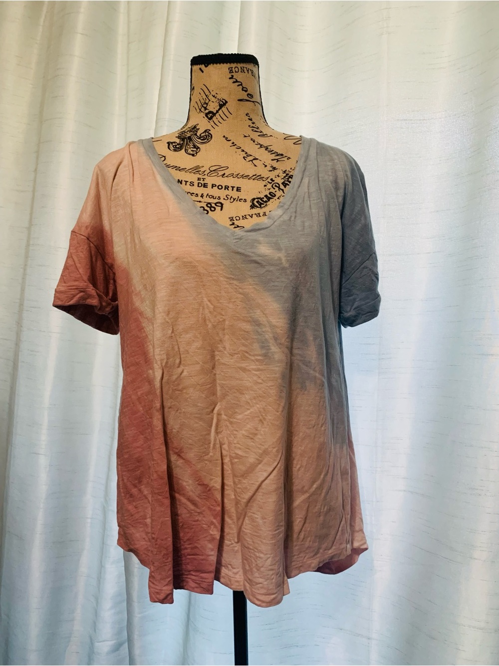 Maurices Pink to Gray Ombre V-Neck Short Sleeve Top